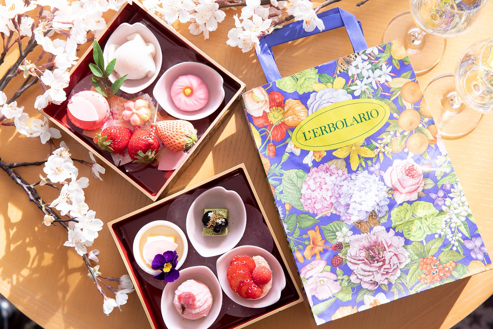 桜の香りの新作「トラ イ チリエージ」コレクションの発売を記念し『ザ・プリンス さくらタワー東京』とコラボした “さくらホカンス” 宿泊プランが誕生