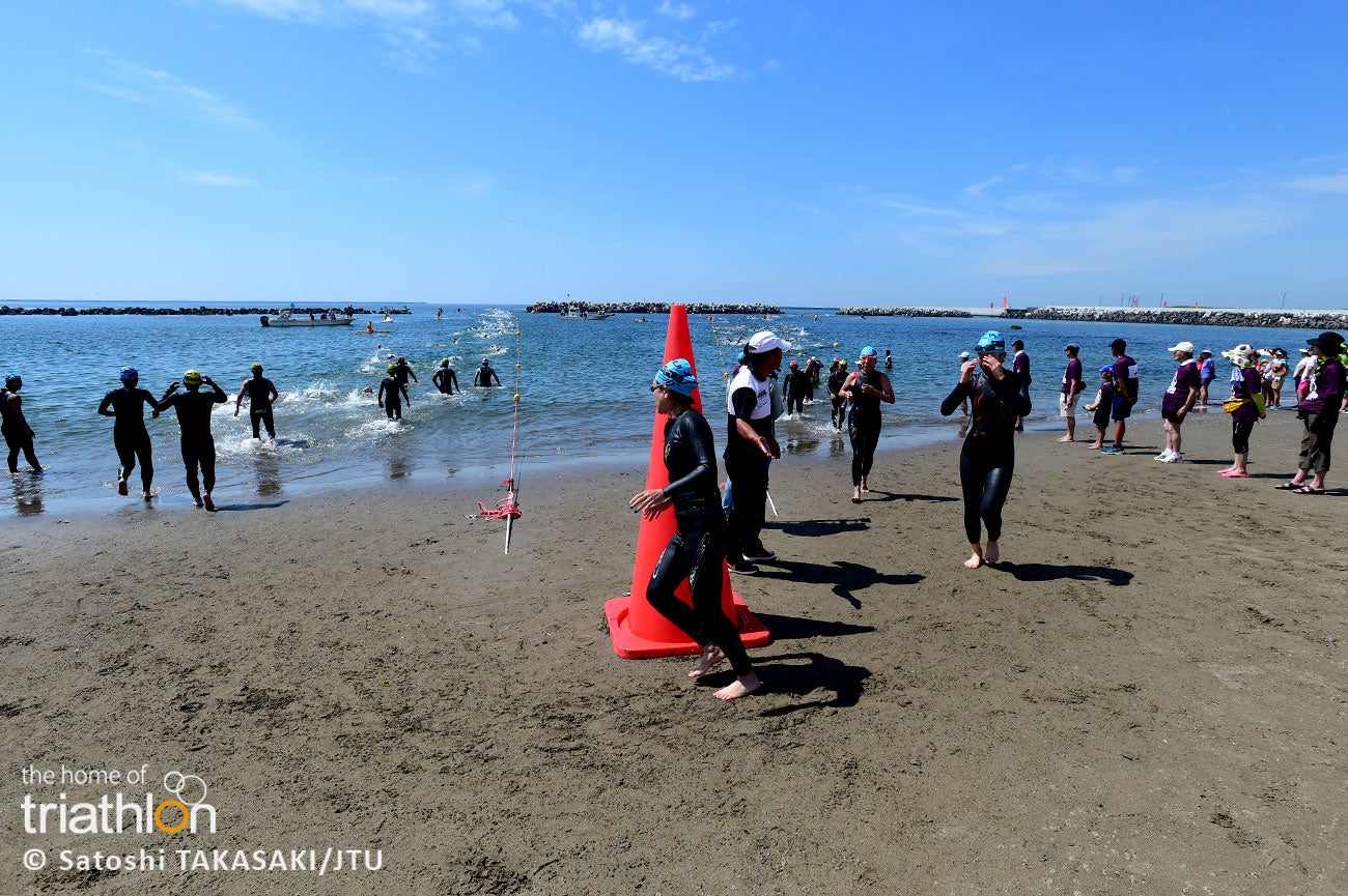 簡単操作で自由に泳げる水中スクーターで新しいアクアフィットネスを体感する無料体験会を7月13日（水）に横浜国際プールで開催