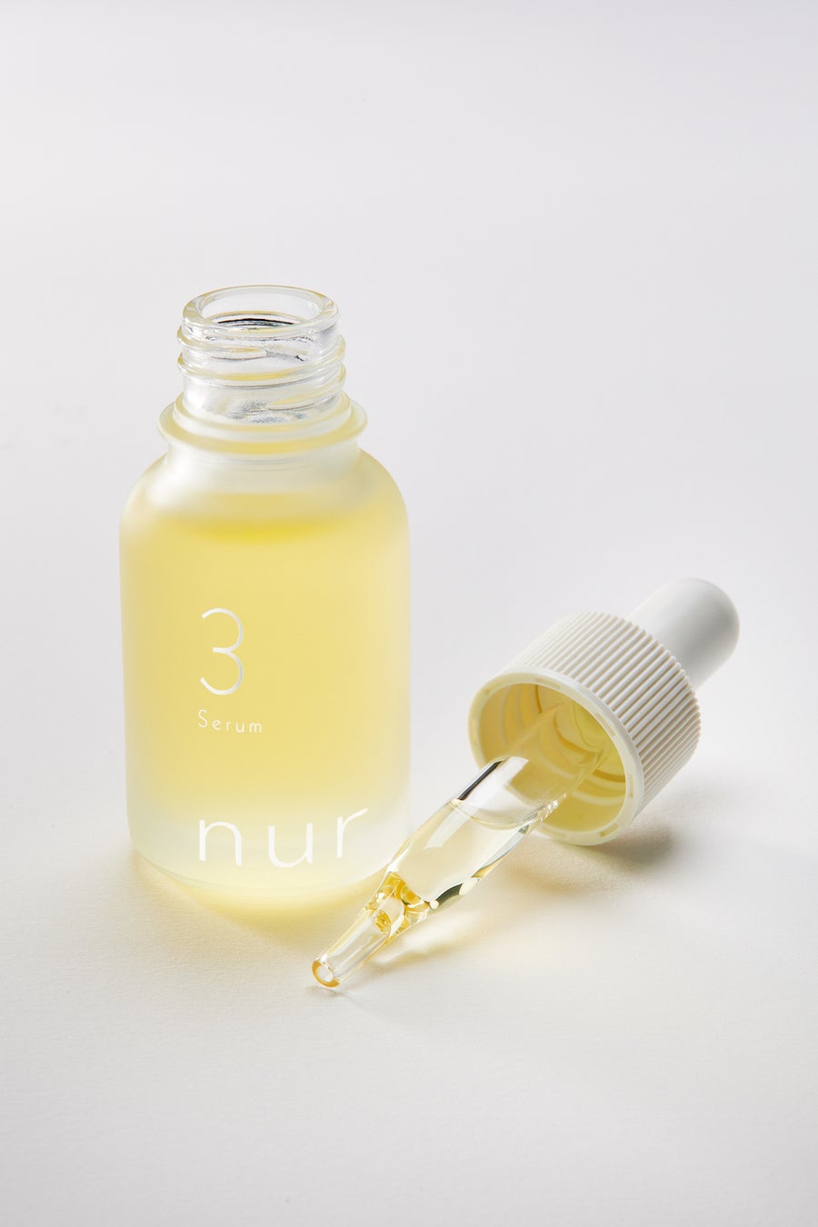 ライフケアブランド『nur(ヌーア)』から発売の美容液初回購入キャンペーンスタート！