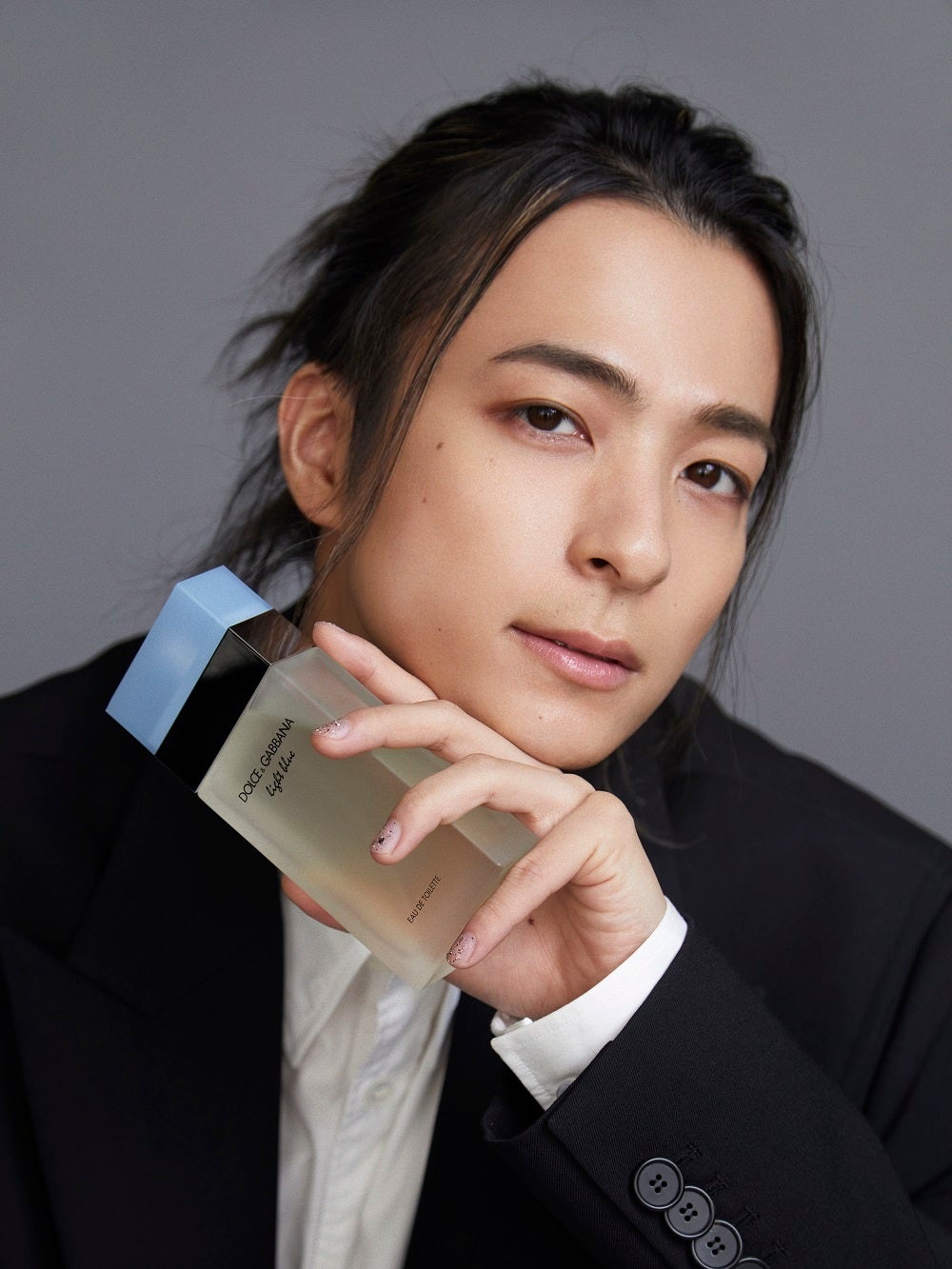 和田颯（Da-iCE）のインタビュー＆ムービが公開、ドルチェ＆ガッバーナ ビューティの香水「ライトブルー」を纏って。in ドルチェ＆ガッバーナ ビューティ プレス
