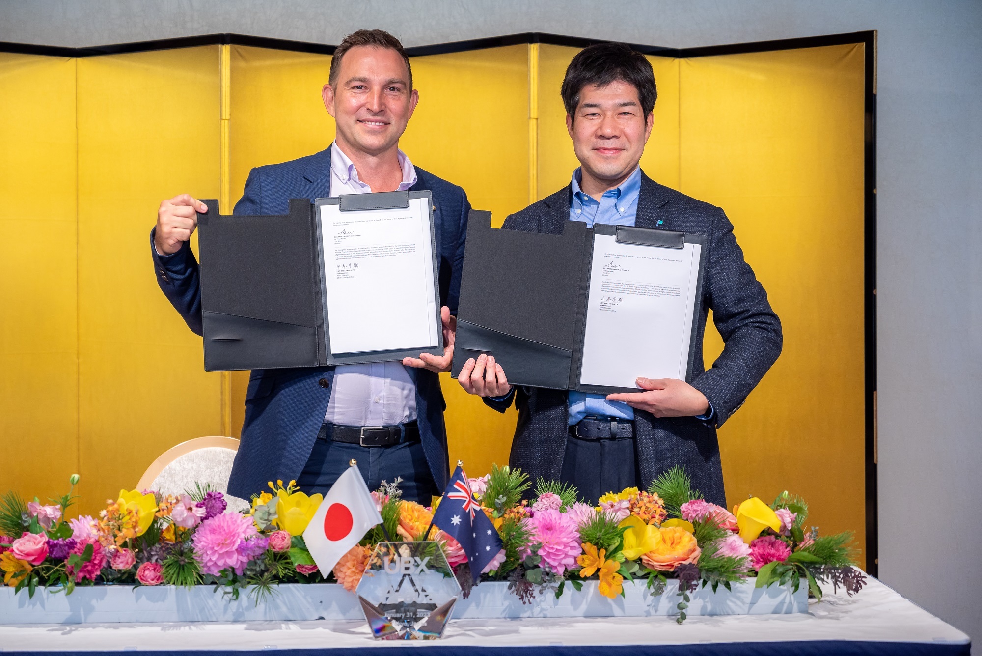 日本初！最新海外フィットネス「UBX(ユーボックス)」と
プローバグループが日本マスターフランチャイジー契約を締結