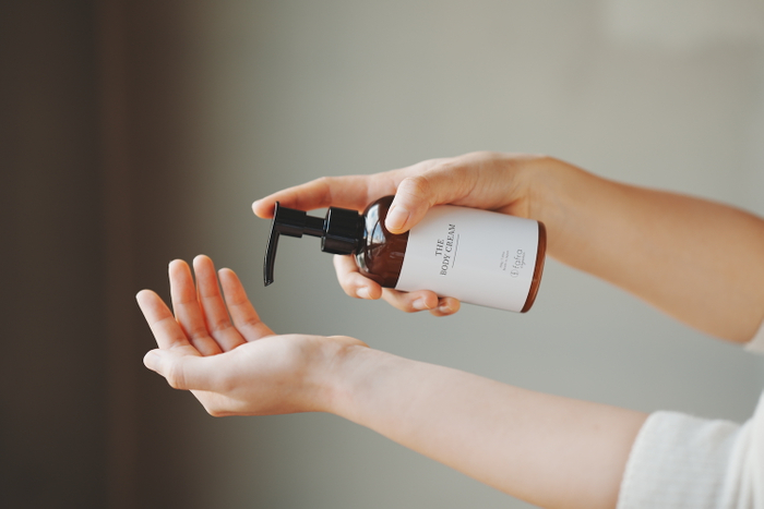 韓国ダーマコスメブランド「medicube(メディキューブ)」より気になるニキビ悩みにアプローチする「レッドアクネセラム」新登場！発売記念で最大58%OFFに！