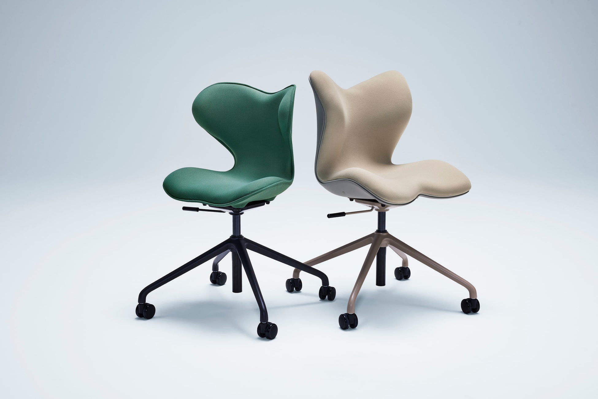 姿勢サポートと柔らかな座り心地を両立させた「Style Chair SM」 7月26日発売