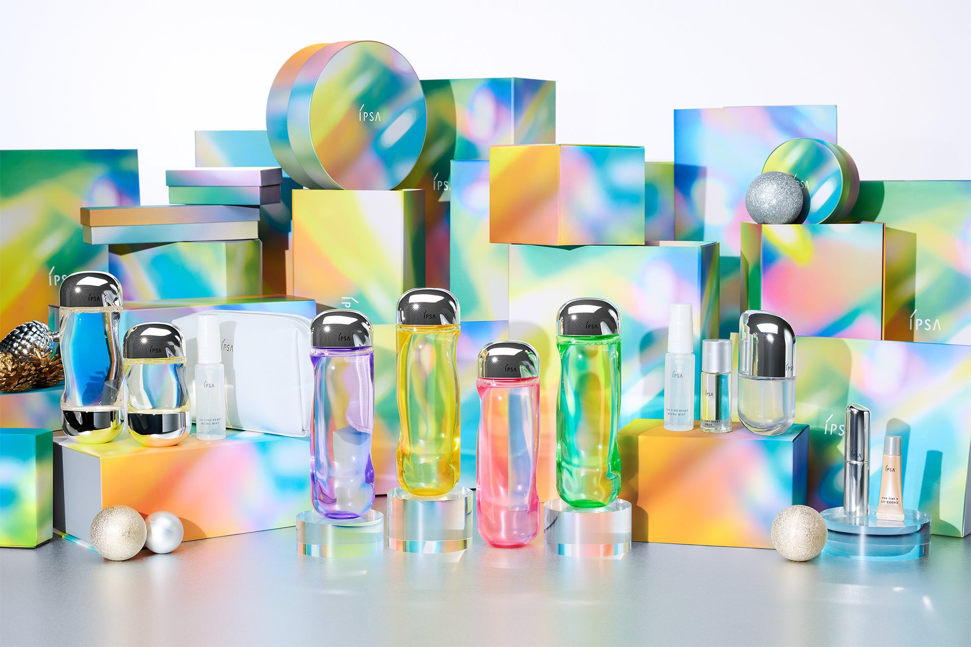 ~IPSA HOLIDAY COLLECTION 2023~自分らしく生き生きとした肌印象へ導く 冬の情景に映えるカラフルでPOPなマルチカラーを纏ったホリデースペシャルラインアップ