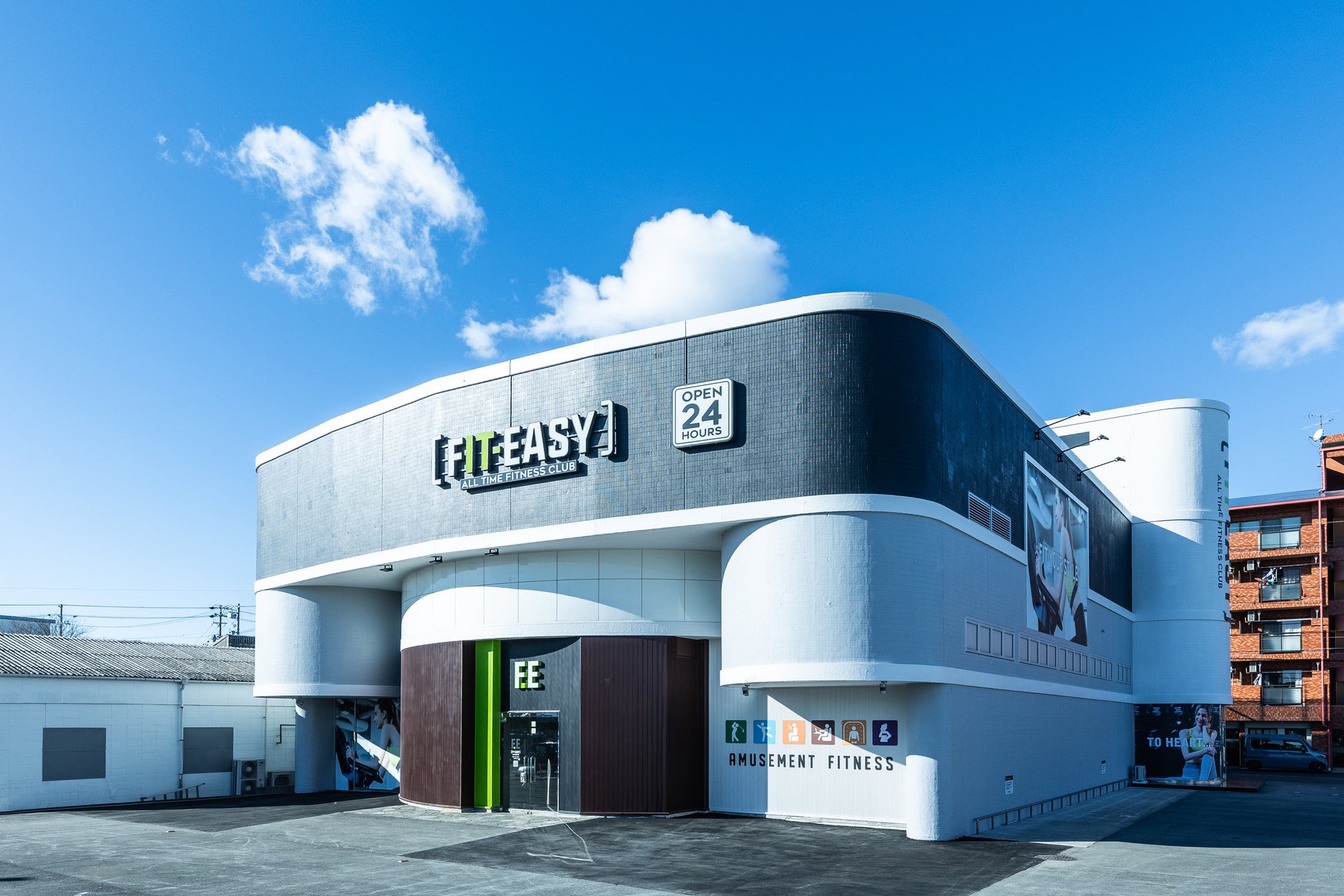 サハラマラソンへの挑戦も全面支援。
株式会社トライアンフの社員健康増進支援体制が社員採用で大好評