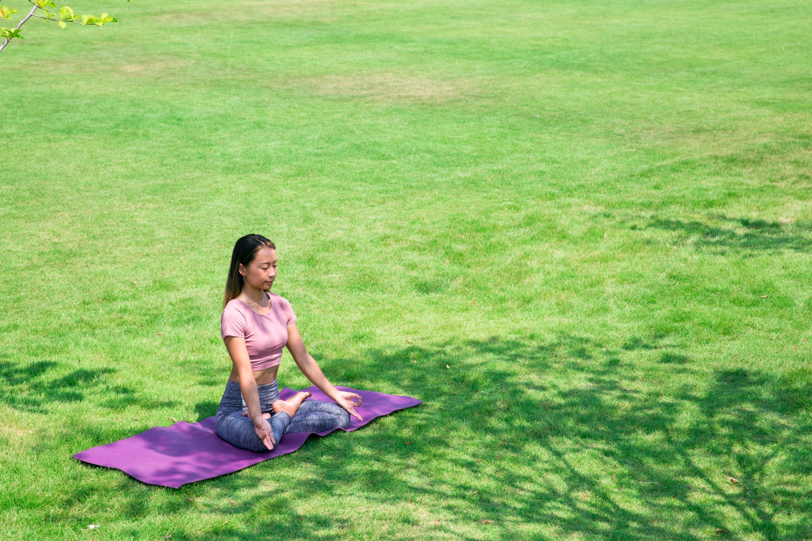 サウナの美容効果は嘘？サ活で美肌になるためのアイテムを紹介