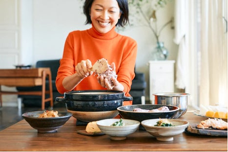 【お花見️のおつまみシーンをヘルシーに】“納豆嫌いな外国人でも食べられる新感覚ドライ納豆” 『ナットウジャーキー 梅ゆかり味』が 3 ⽉ 21 ⽇(木)に新発売 ‼️