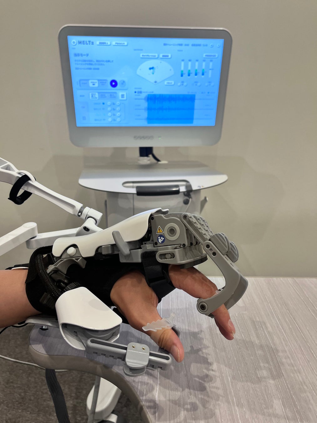 関東エリア 保険外リハビリ施設初　脳卒中後遺症への手指リハビリテーションロボットの導入のお知らせ