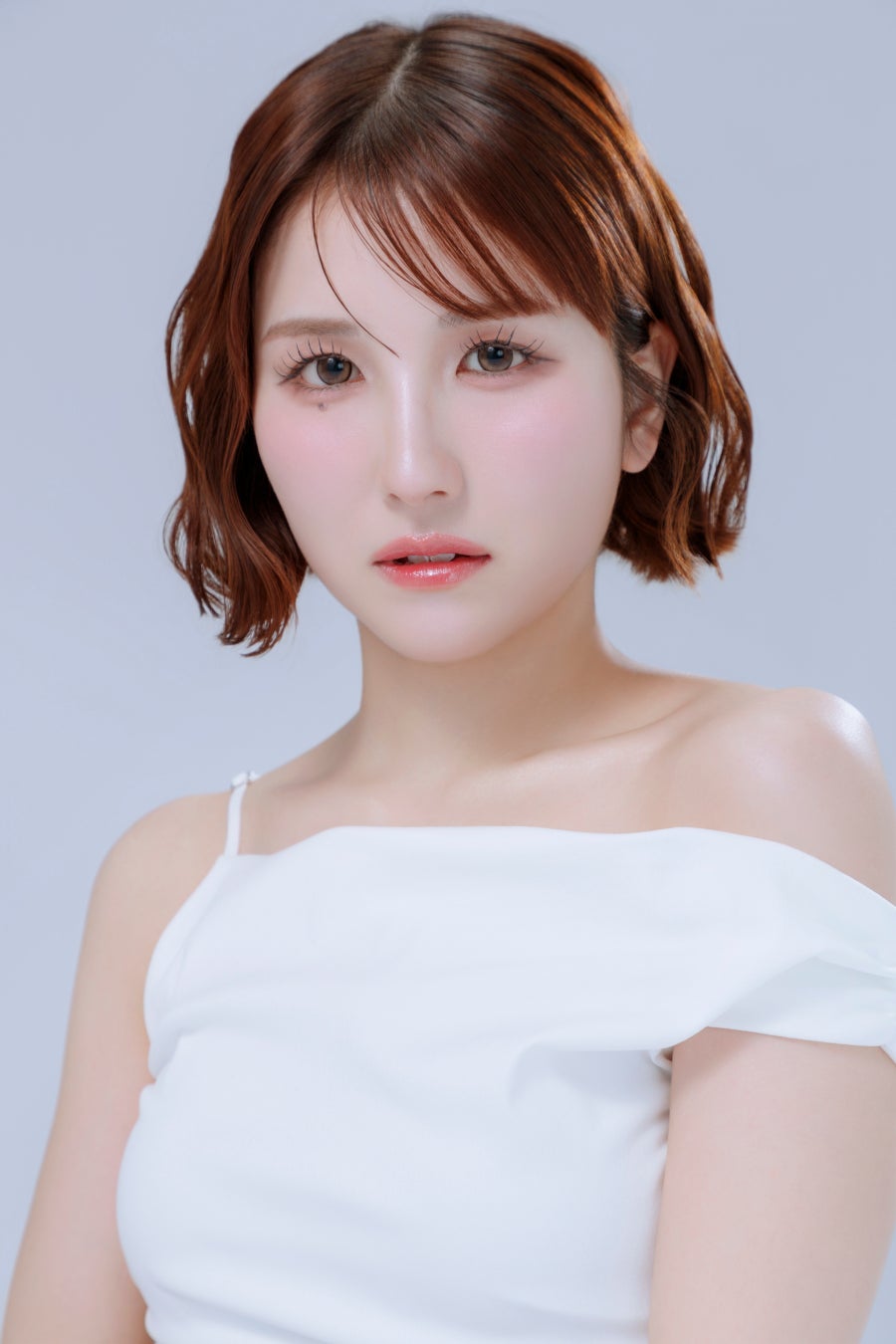 “薬剤師資格保有”の美容インフルエンサーなぎ氏と専属エージェント契約を締結！さらなる美容発信の強化をサポート。