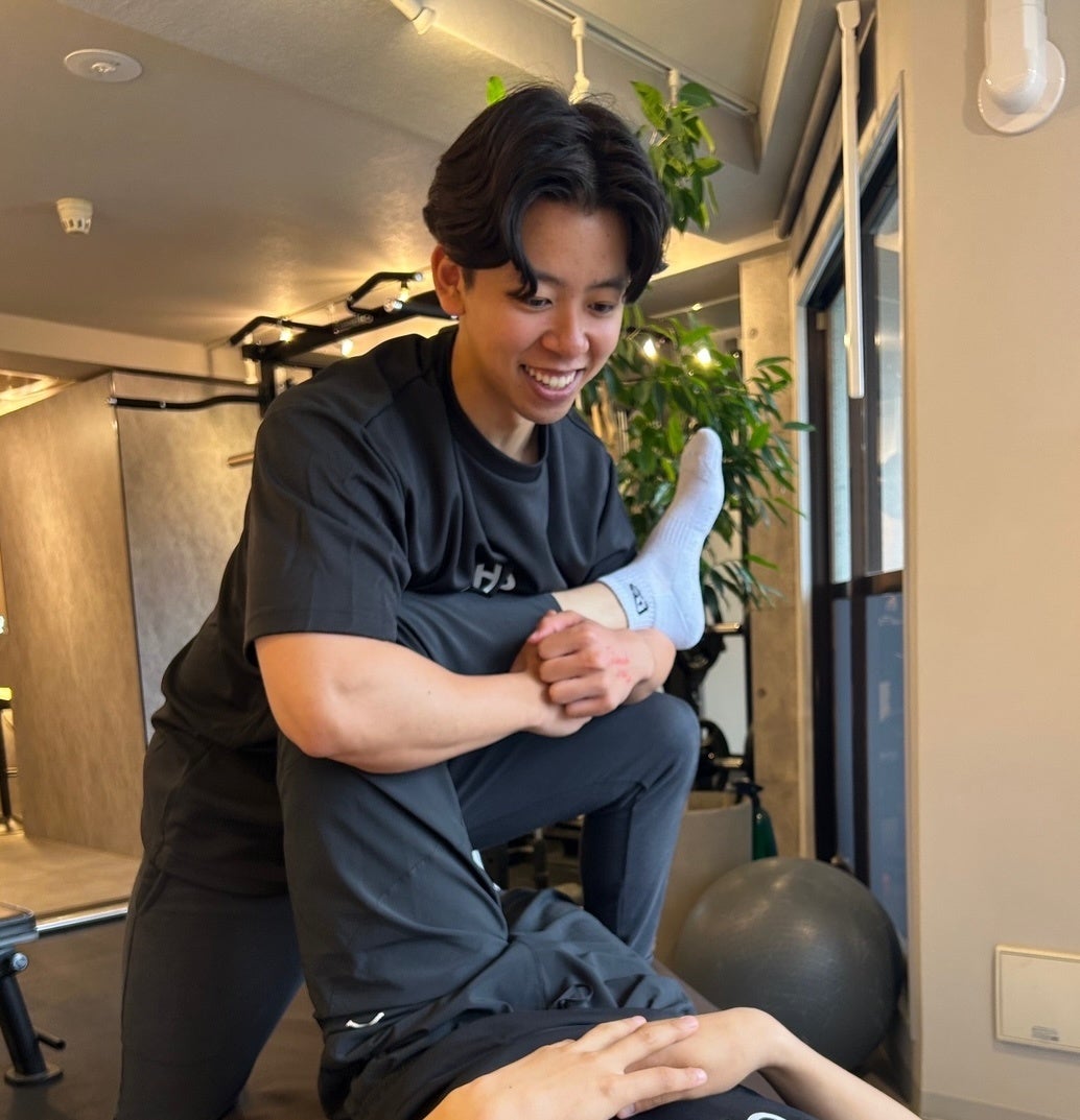 パーソナルジム『CHART目白店』に、海上自衛隊の経歴を持つトレーナーが新しく就任。