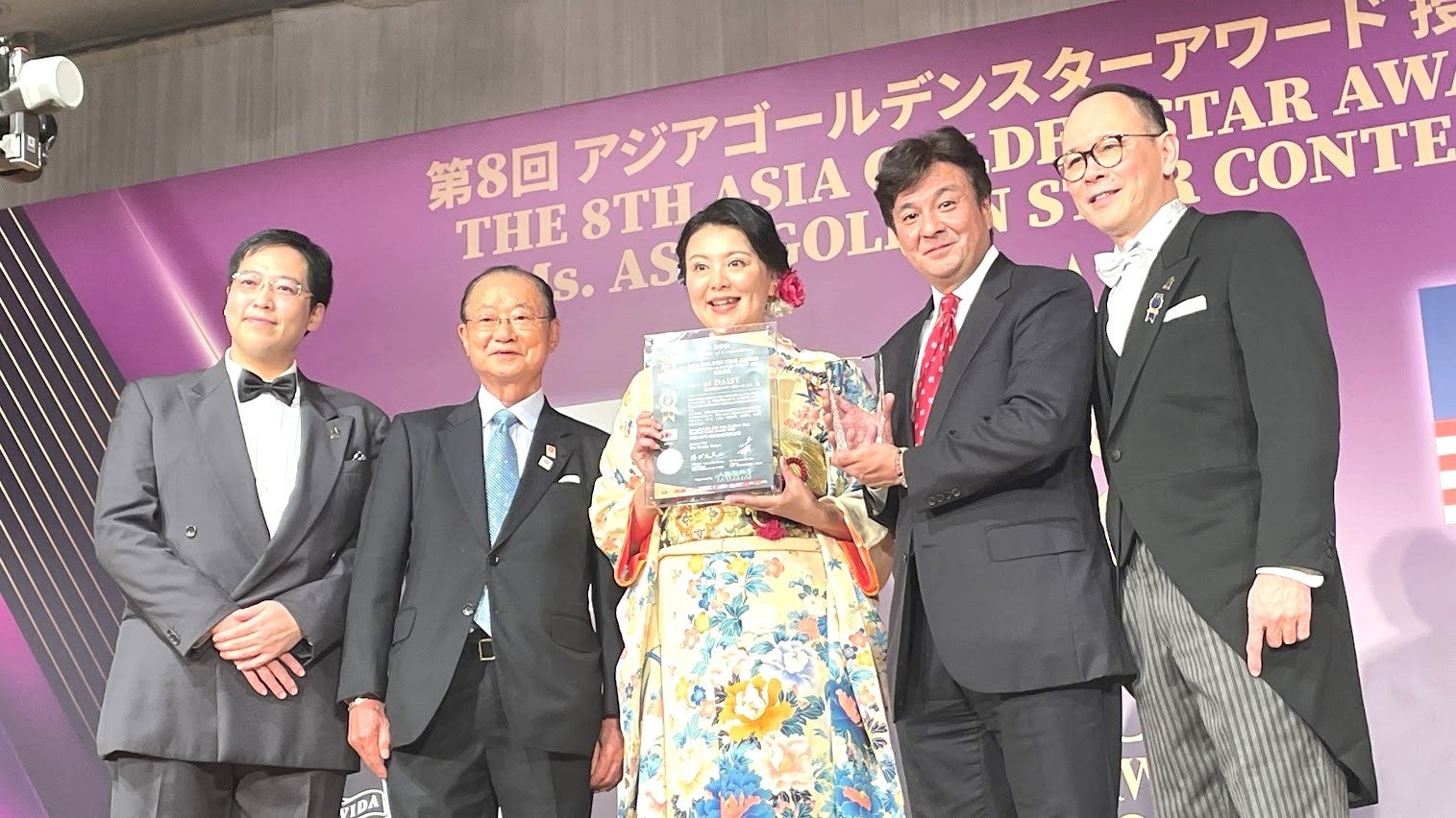 実演販売の雄、コパ・コーポレーションがアジアで金賞受賞！感動の挑戦とその裏側を語る