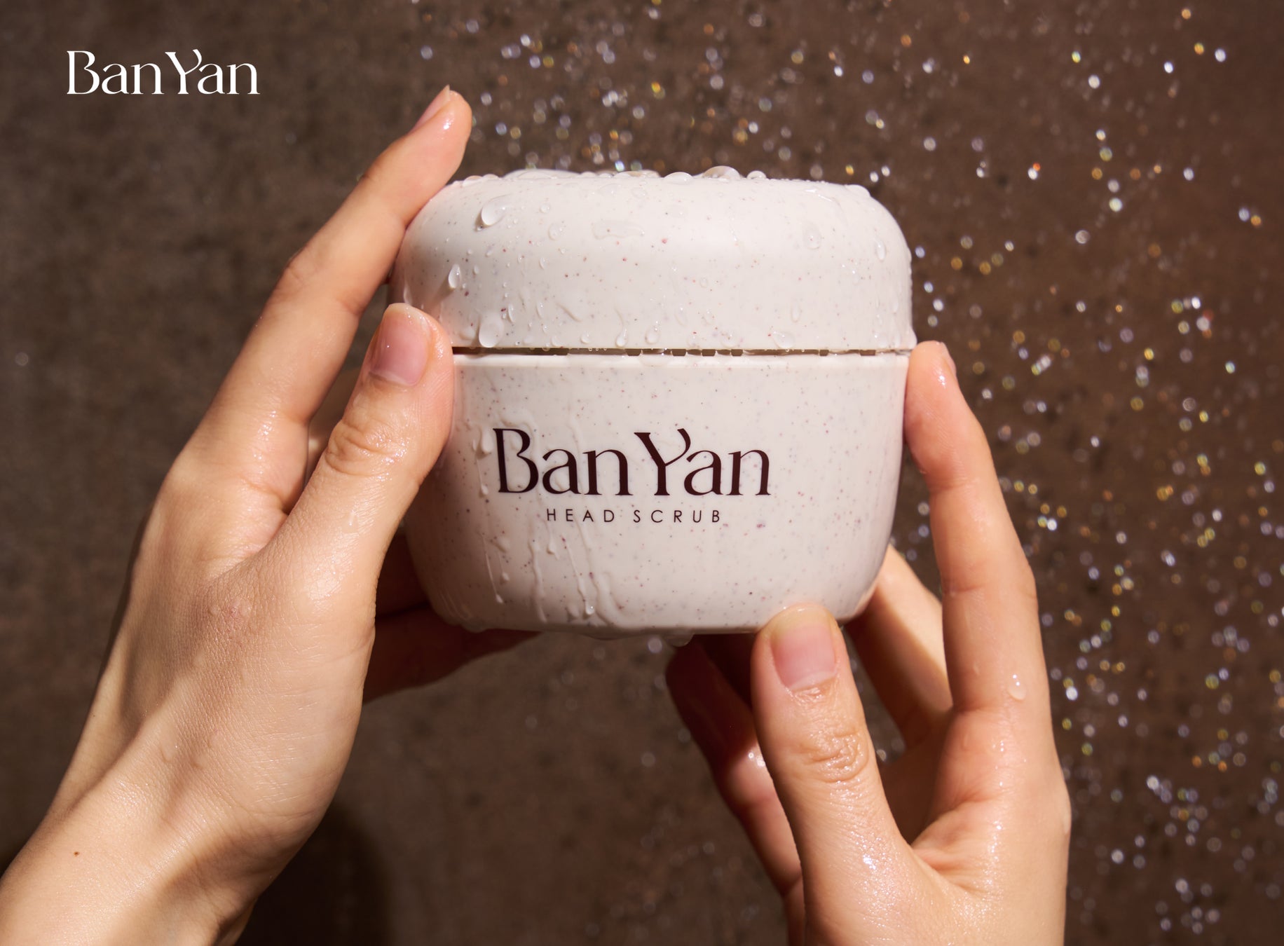 “マッサージ特化型ヘッドスクラブ”『Ban-Yan（バンヤン）』、6月12日より公式サイトにて発売開始！プロW監修マッサージ動画も同時公開。バスルームをリラクゼーション空間に！