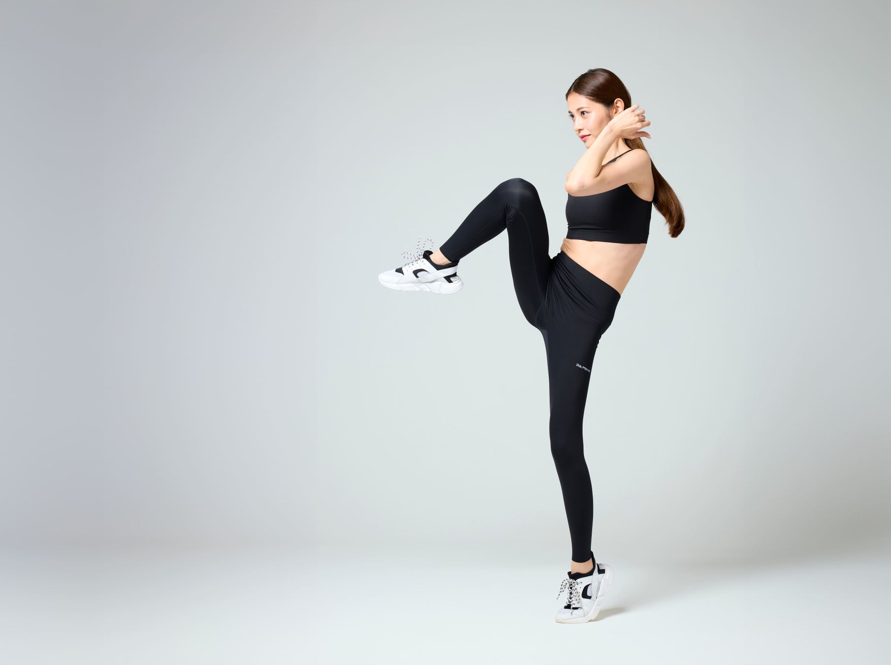 着圧ブランド「BELMISE」の新ライン「BELMISE FIT」主力商品「リムーブレギンス」が発売から9ヶ月で11万着を突破