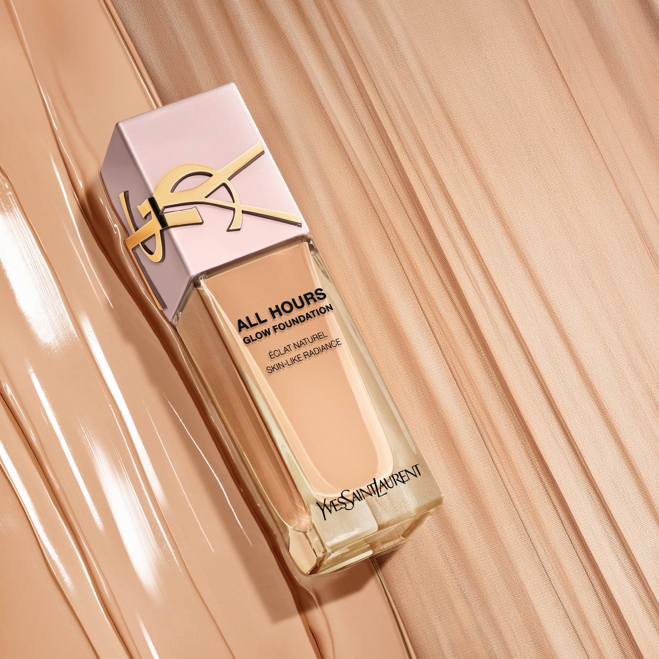 【YSL BEAUTY】 ロングラスティングを誇る「オールアワーズ」シリーズより、光を宿すツヤとカバー力を両立する新ファンデーション「オールアワーズ リキッド グロウ」誕生。