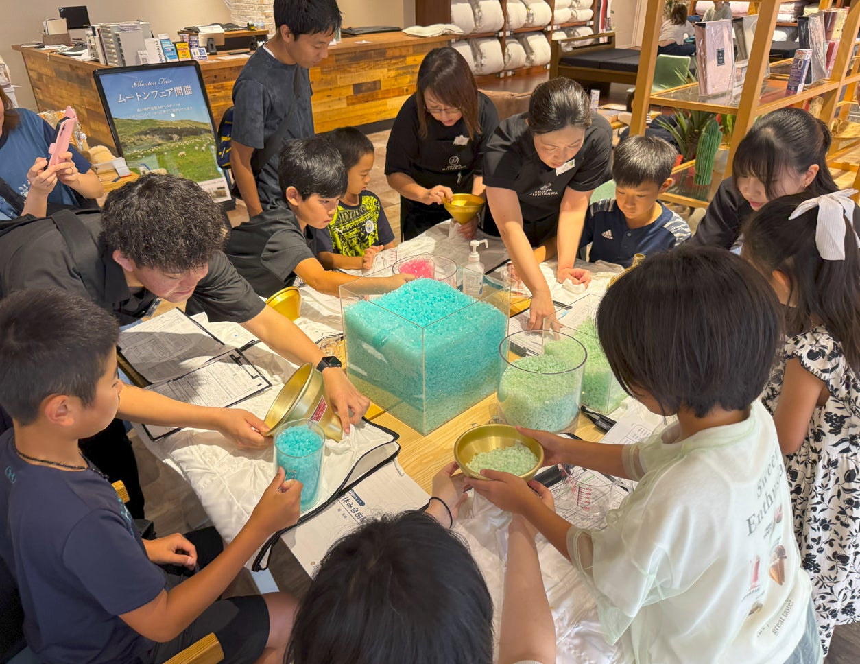 夏休み特別企画！【昭和西川】湘南平塚店「オーダーメイド枕 まくらぼ」のオーダーメイド枕作り体験開催レポート