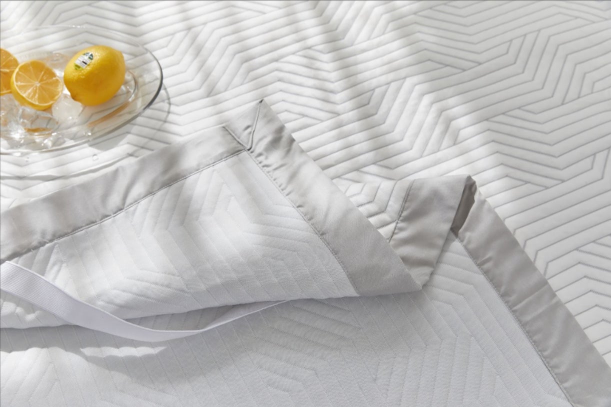 睡眠の質向上！韓国の先端冷感繊維「DURARON」を100％使用した極上冷感寝具が日本初上陸！