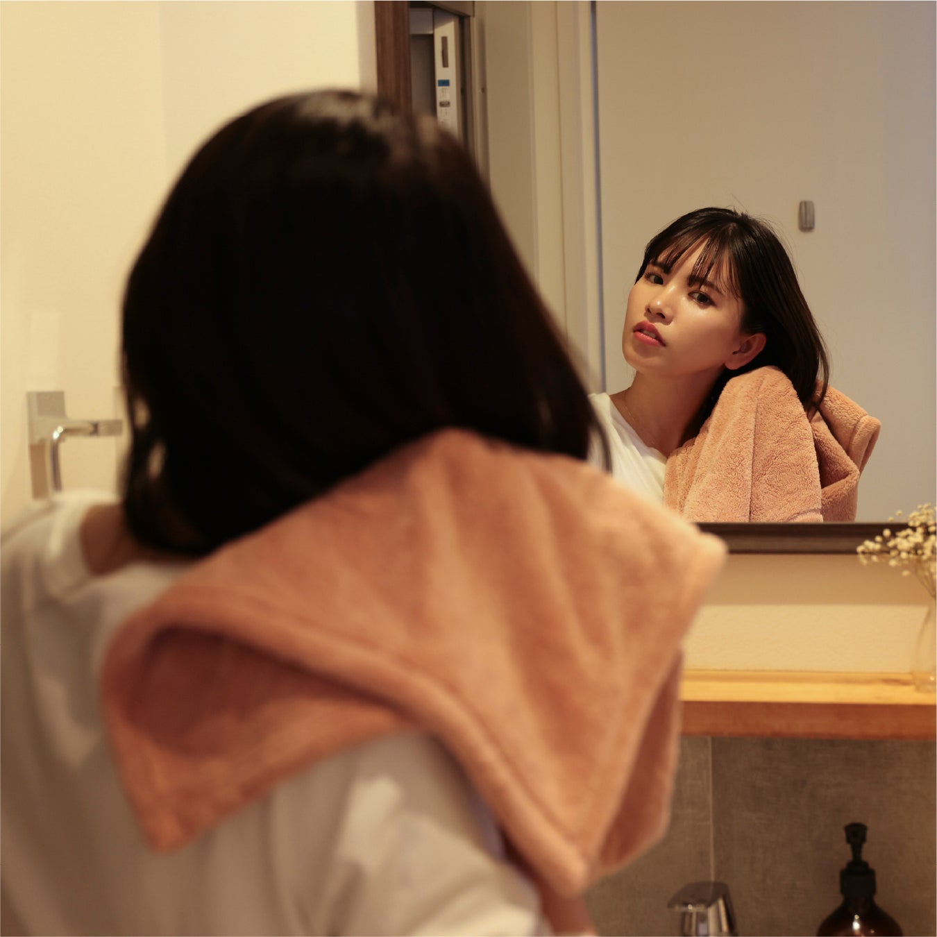【新商品】髪をこすらない、美髪タオル習慣。「カラリヘアー」で、夜のヘアドライを贅沢な“ご褒美ケア”に