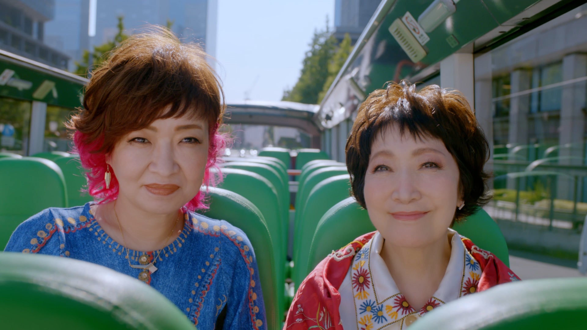 森山良子さん・清水ミチコさんが魅力を実感「ジャスミー ワン」発売！レディースアートネイチャー新CM 「Happy Bus」篇2025年10月1日（水）より放送開始