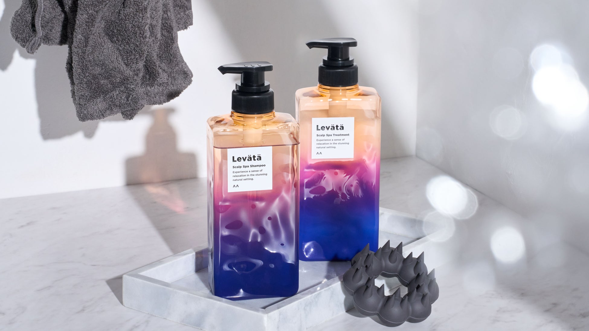 「ディアボーテ HIMAWARI」×「ムーミン」コラボ商品「ランタンナイトの香り」シャンプー＆コンディショナー数量限定発売