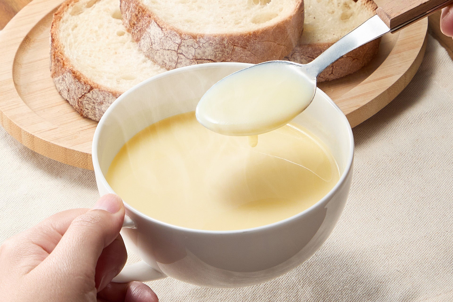 ホットで楽しむ コーンスープ風味のプロテイン タンパク質21g