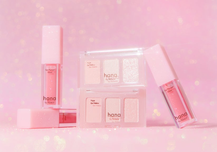 ファミリーマート限定メイクアップブランド「hana by hince」ピンク色の煌めきを宿したホリデーコレクションを発売