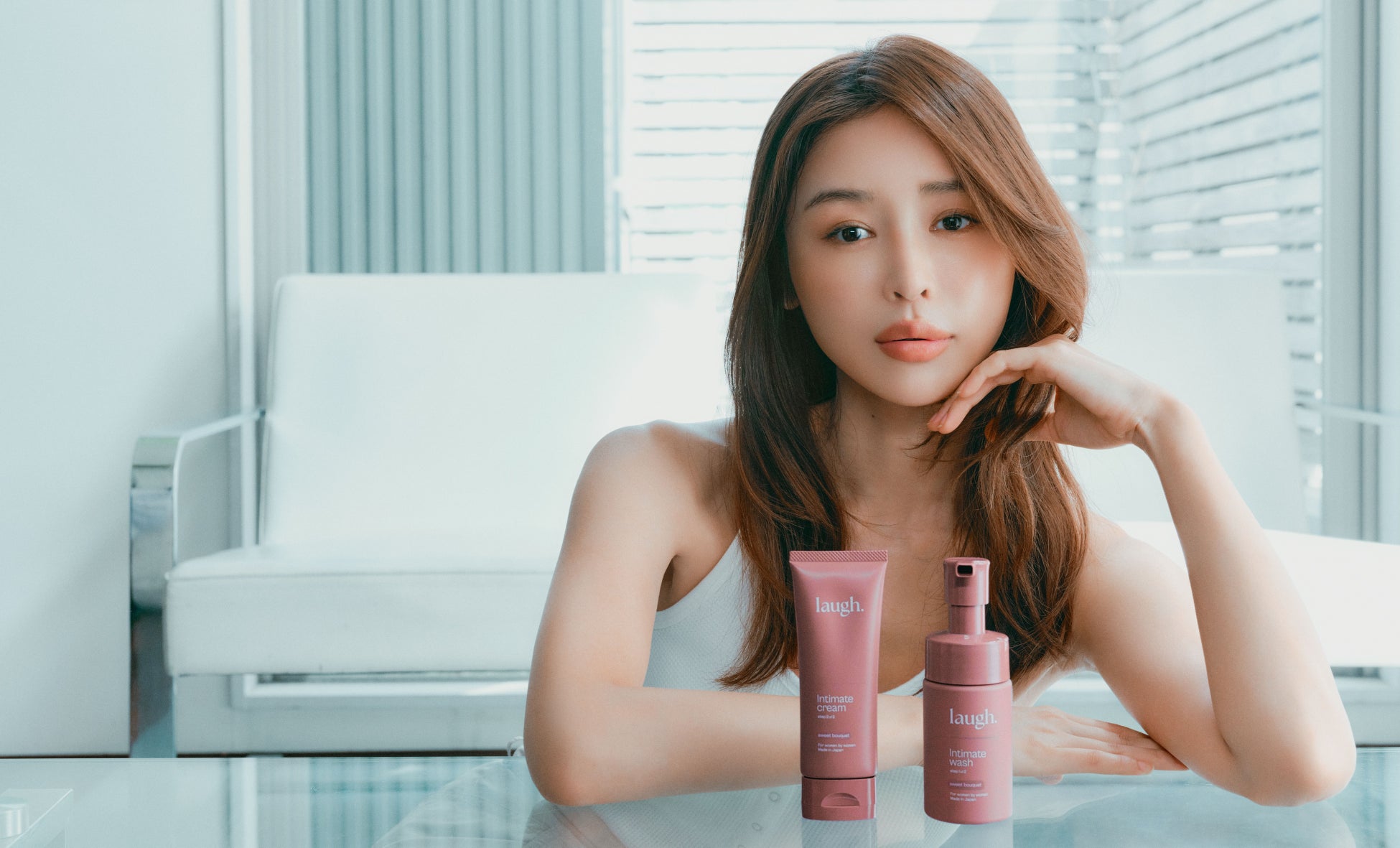「腸活ビューティー」加治ひとみさんが、デリケートゾーンケアブランド『laugh.(ラフドット)』のアンバサダーに就任！