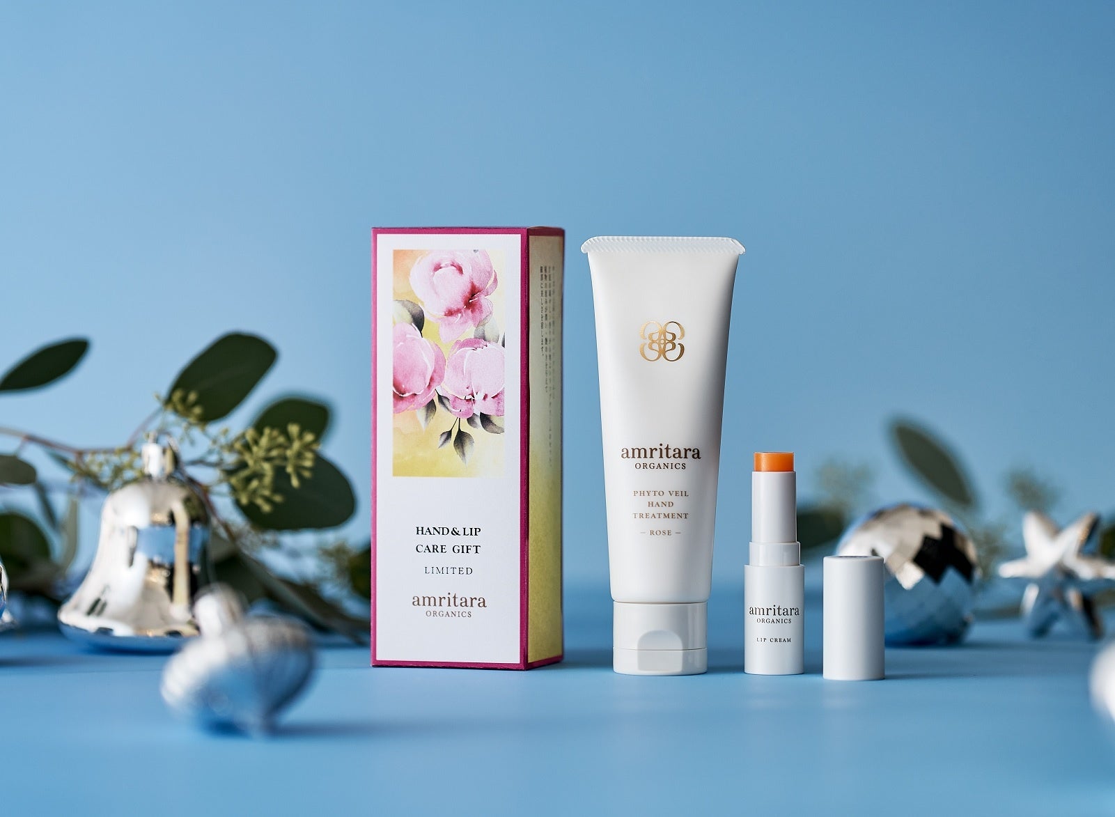 自分へのご褒美や、大切な人への贈り物に。植物の恵みで手肌と唇を潤す、ハンド＆リップケアセット。11/1（土）発売。