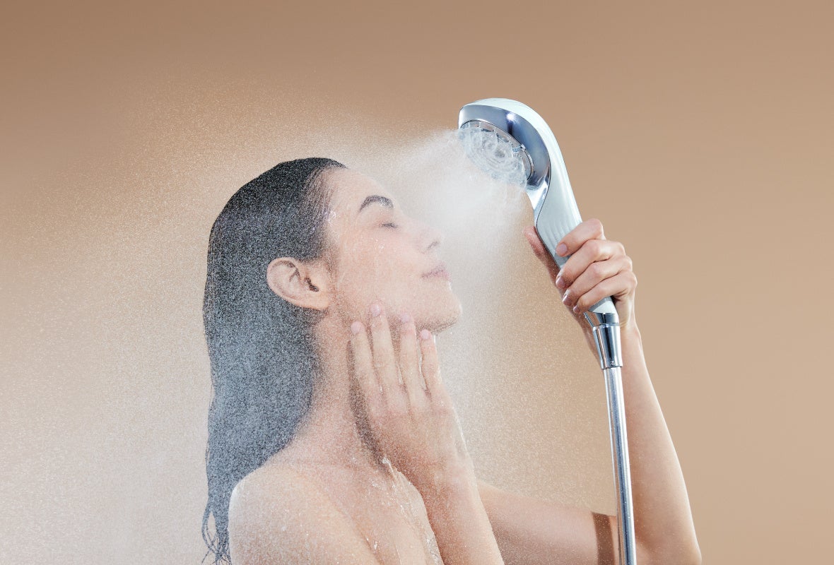 【ホテルアベストグランデ高槻】すべての客室と大浴場に美容ブランド「ReFa」の最新シャワーヘッドを導入