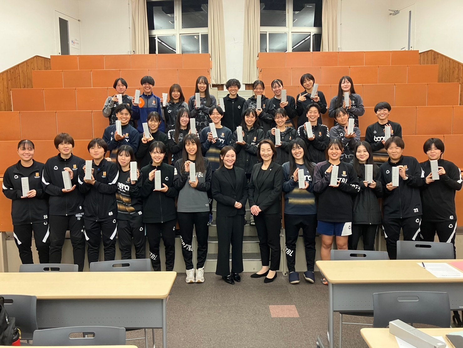 美容脱毛・フェイシャルエステサロン「リンリン」が愛知東邦大学女子サッカー部の選手及び関係者向けにスポーツビューティ講座を実施！