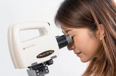 現代人の8割が「目の疲れ」を自覚。企業導入が進む超音波アイケア機器『目をマモル君』