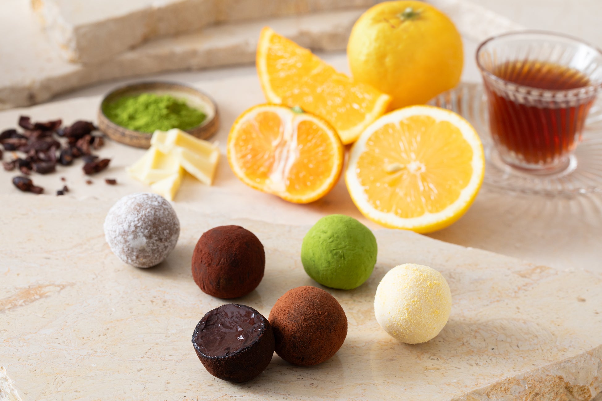 京都チョコレートブランド「dari K（ダリケー）」からバレンタインに向けた新作登場！カカオの発酵にこだわった、柑橘が香るチョコレート。