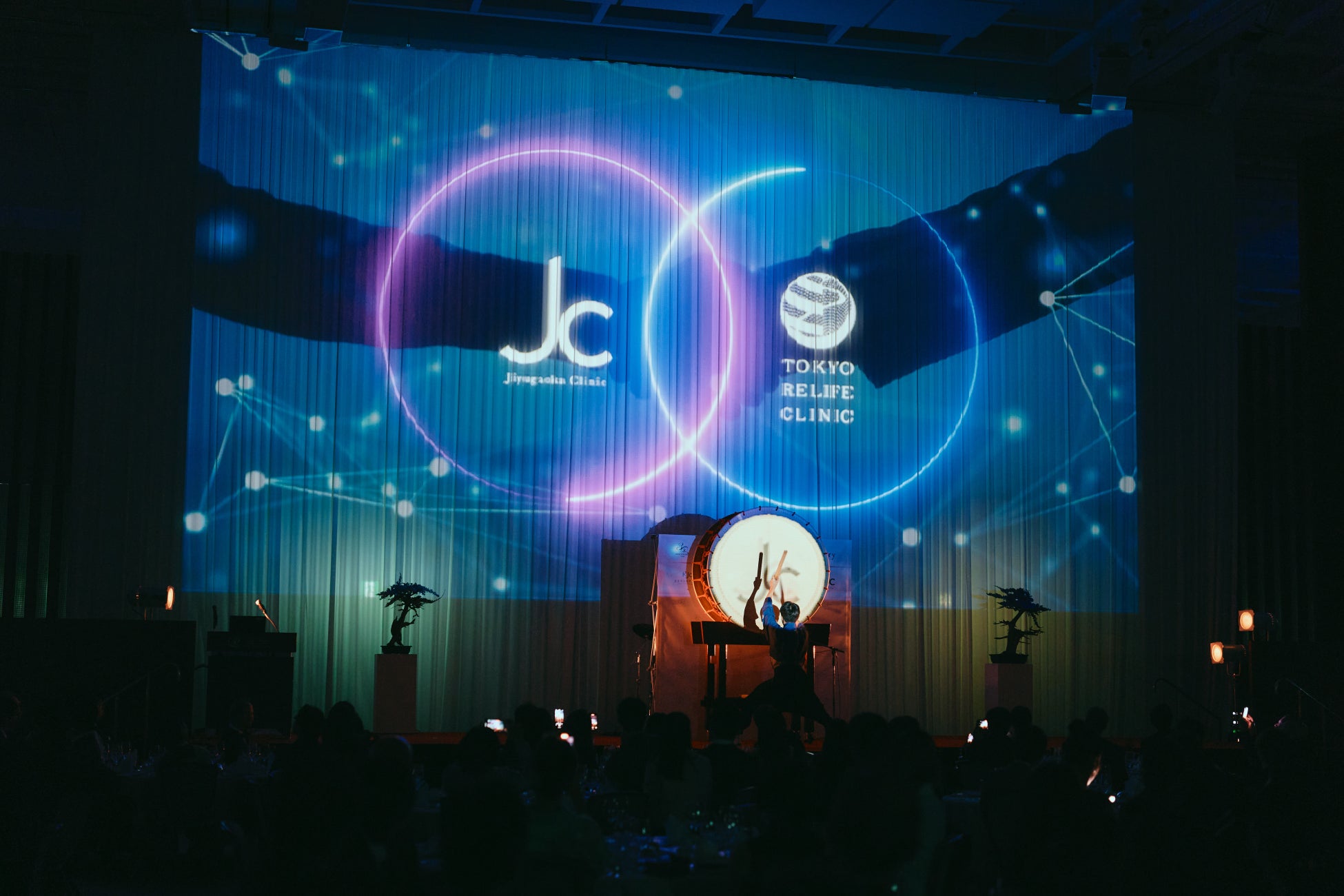 自由が丘クリニック30周年記念パーティー開催レポート― “美しく生きる”を叶える医療へ ― 未来の美容医療を象徴する「Longevity Tokyo」を発表