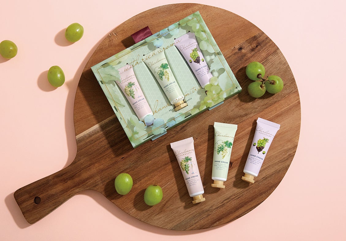 みずみずしいシャルドネアロマとうるおいに包まれる、ミニハンドクリームボックスが新登場