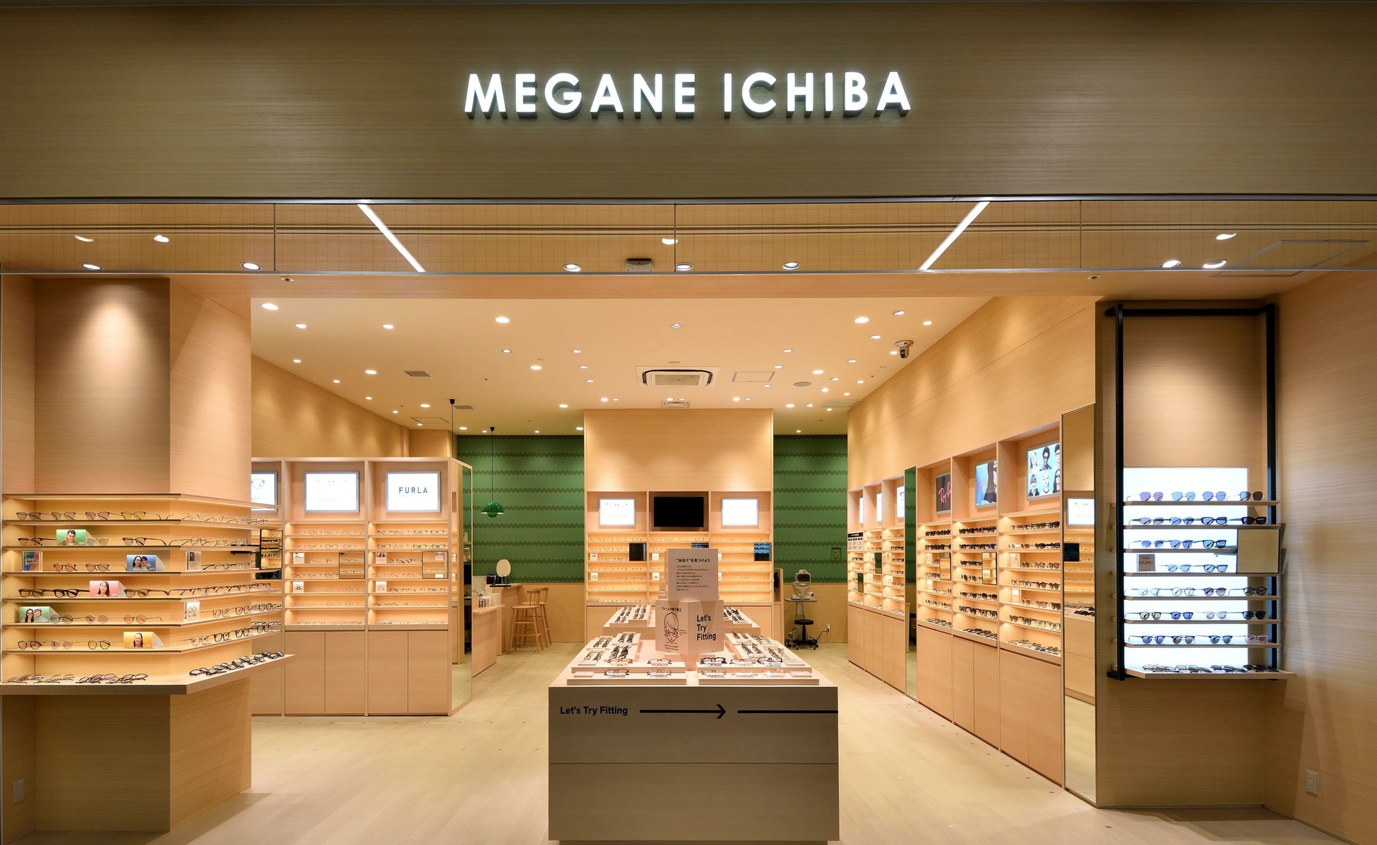 立ち寄りやすさ“と“似合うが見つかる体験“の両立を目指したプロジェクト「眼鏡市場ららぽーと立川立飛店」大幅リニューアル