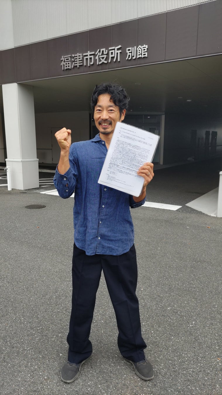 福岡県福津市、学校給食の牛乳を停止できる制度を導入！