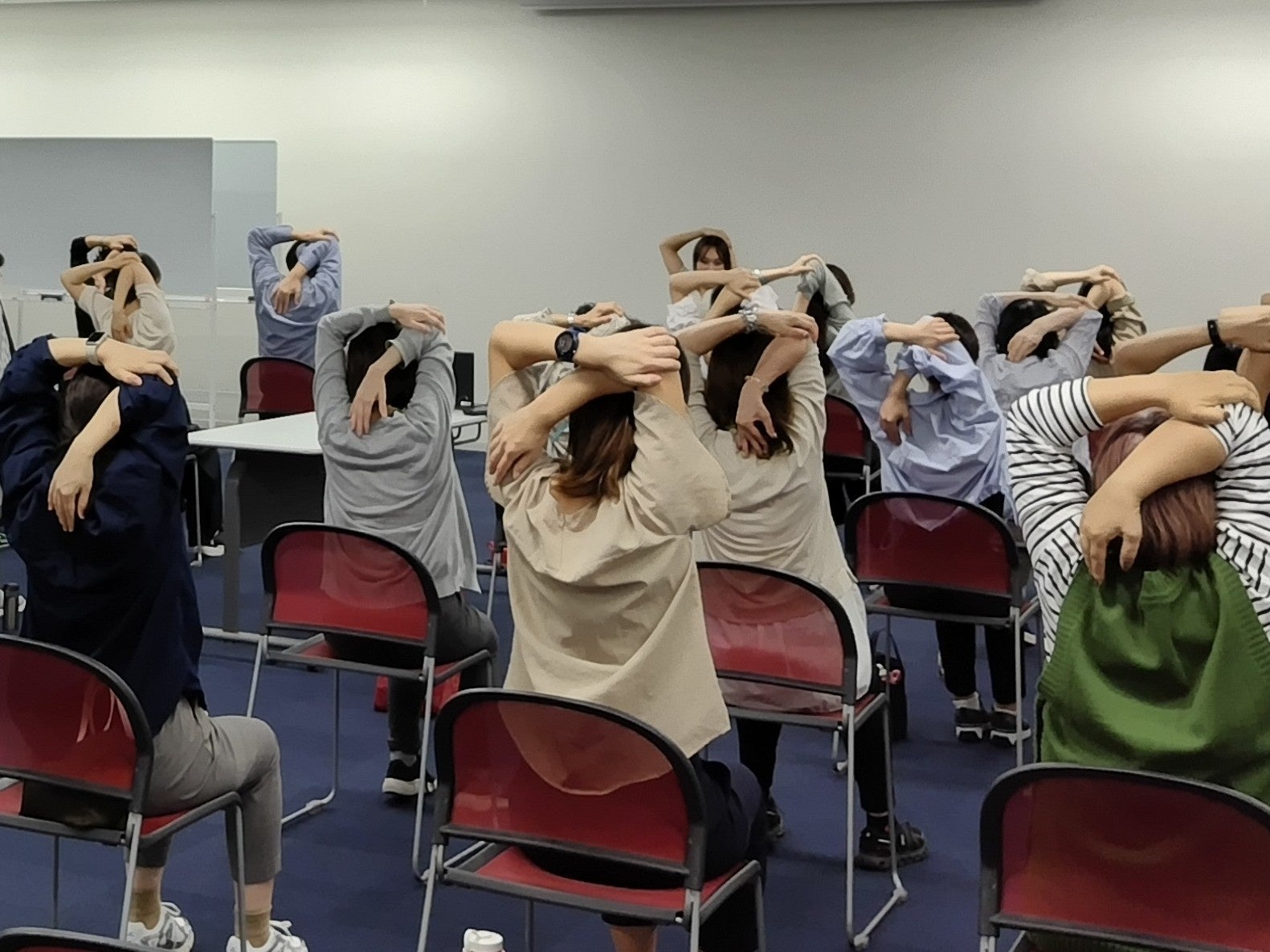 これからはほぐしの時代！『コリと痛みが消える ユミコア爆ほぐし』出版記念イベントを開催！