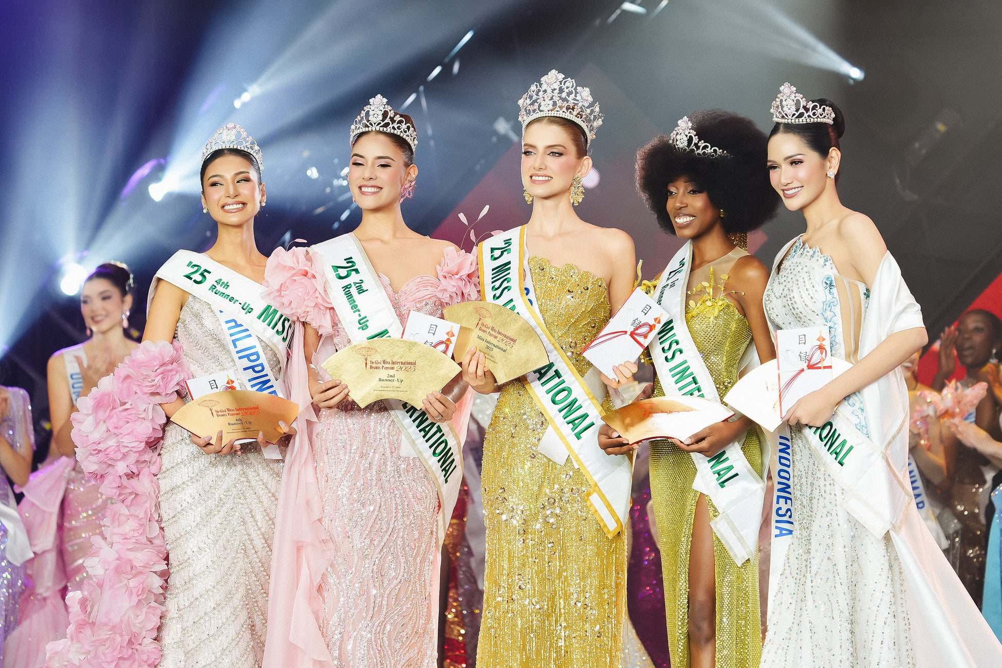 ミス・インターナショナル2025 新女王 – カタリナ・ドゥケ