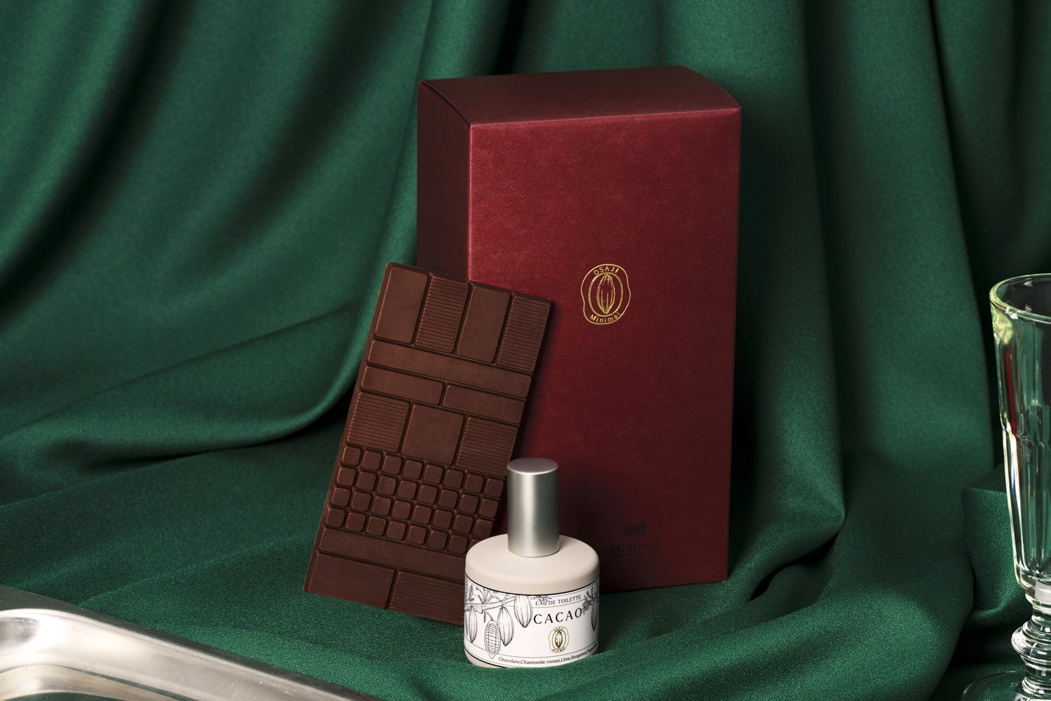 OSAJI（オサジ）× Minimal コラボレーション第2弾。チョコレートの香りをまとうオードトワレと別注チョコレートをセットにした限定コレクションを2026年1月28日（水）より数量限定発売