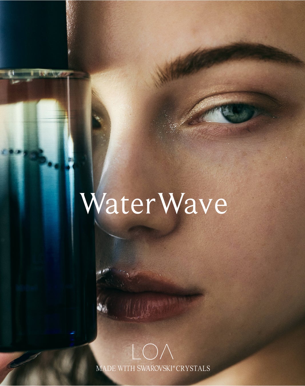 LOA × Swarovski®Crystals 香りと輝きが重なり合う瞬間。コラボレーションプロダクト「Water Wave」が誕生。
