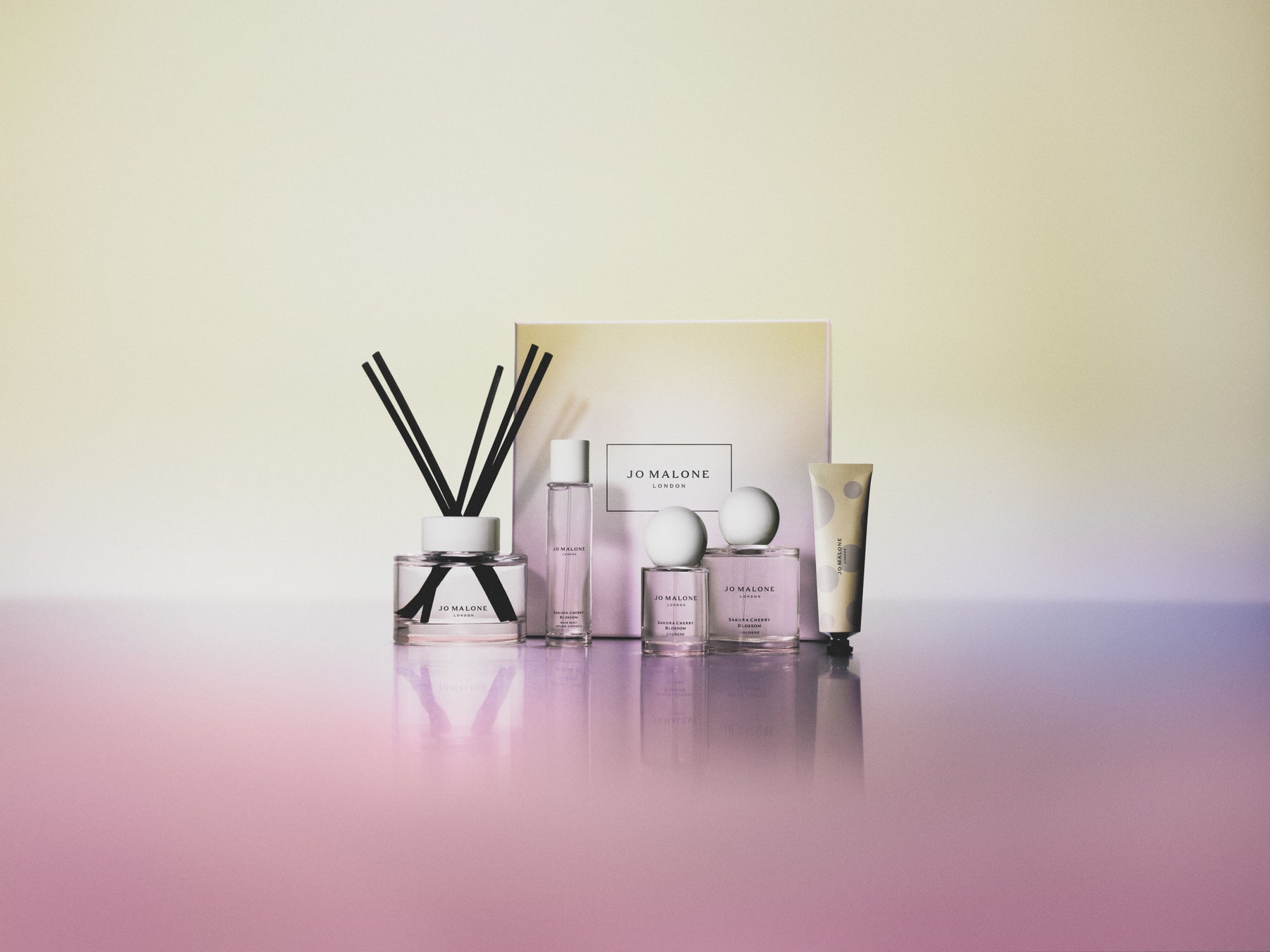 6年連続フェイスマスクブランドNo.1のルルルンから、北海道限定で『北海道ルルルン（北海道ミルクの香り）』が誕生。豊かな大地で育まれた、北海道の恵みを贅沢にお肌にも。