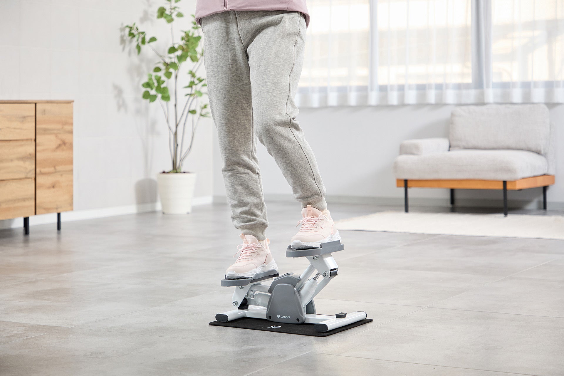 「明星 評判屋 だし醤油焼そば」　2026年2月16日(月) 新発売