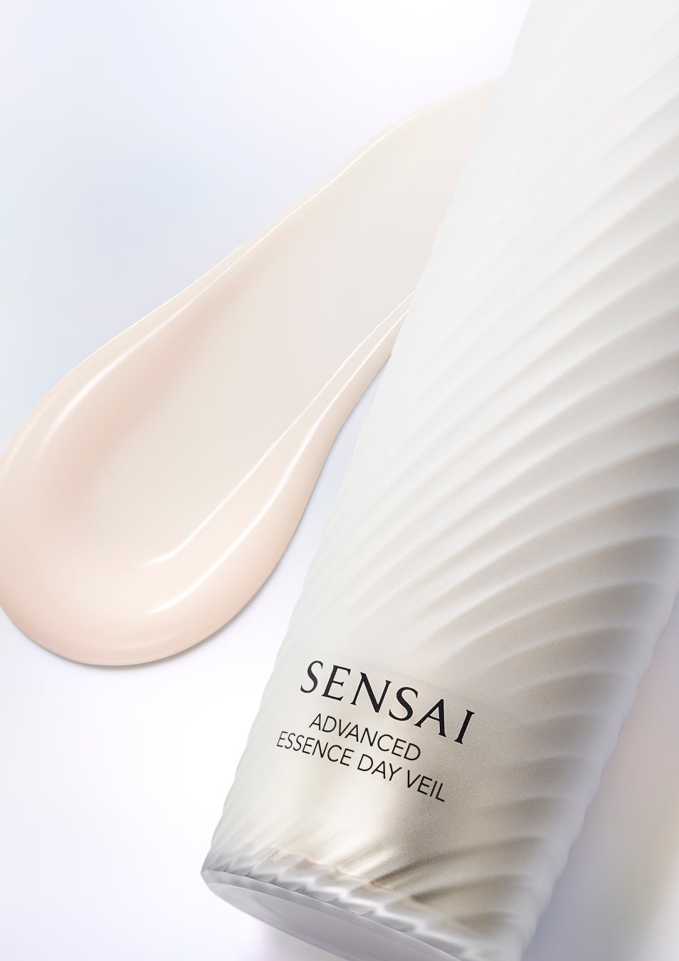 【SENSAI】エイジングケア*¹UVがリニューアル！新次元*²のハリ満ちるUV美容液「アドバンスト　エッセンスデイヴェール」2026年2月4日（水）発売