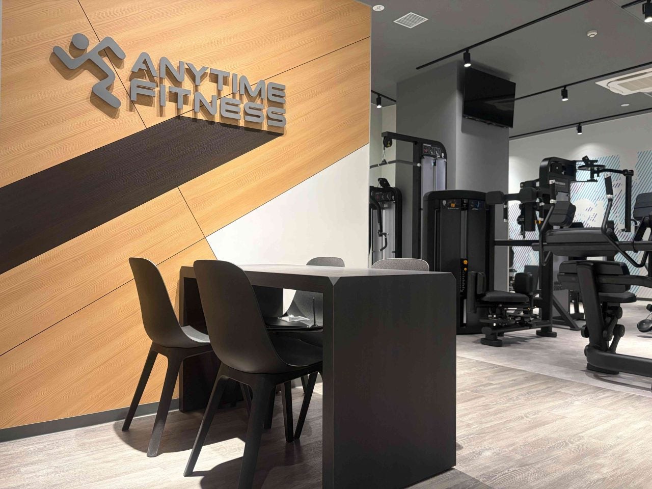 [LANEIGE] クッションは結局、NEO。ネオクッションシリーズから「ザ マット」「ザ グロウ」が新登場。