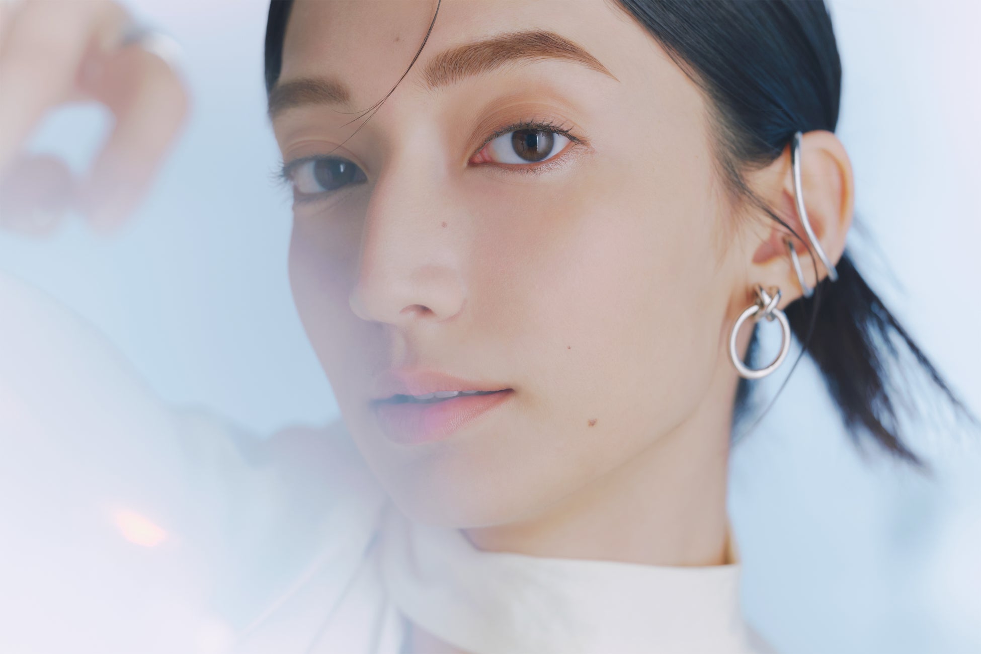 『サナ　ニューボーン』から、大HIT！流星級0.01mmラインで自眉のような仕上がりを叶える「超極細リキッドアイブロウ」の新色発売