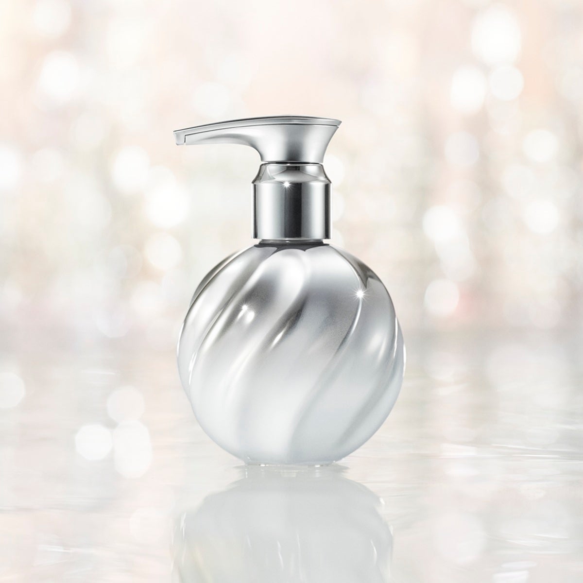 手と空間を甘く華やかに包み込む、「ReFa BLOOMING HAND WASH」サロン市場限定でメンバーズオンラインショップ「B happy」にて2026年3月2日（月）先行発売