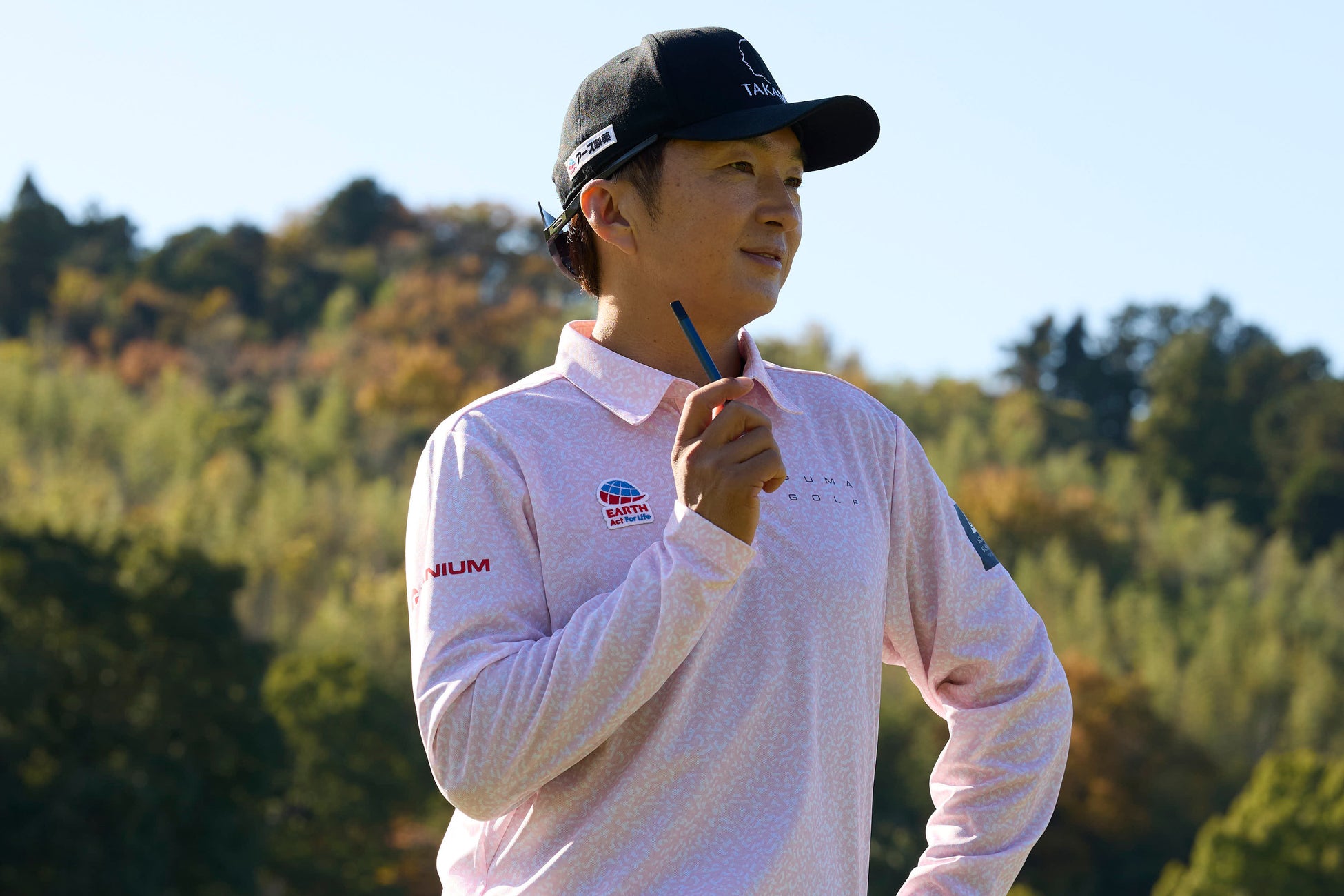 世界を知る名キャディー・進藤大典氏が深呼吸サポートデバイス「ston（ストン）」のブランド公式アドバイザーに就任