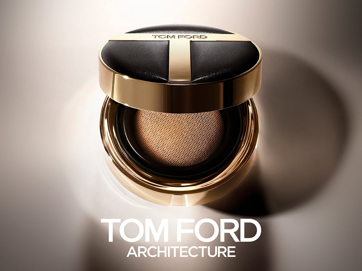 肌の「造形美」を設計するアーキテクチャー シリーズから、スキンケア発想の新次元クッション ファンデーションと、“色”でデザインするソフト マット ブラッシュが誕生。