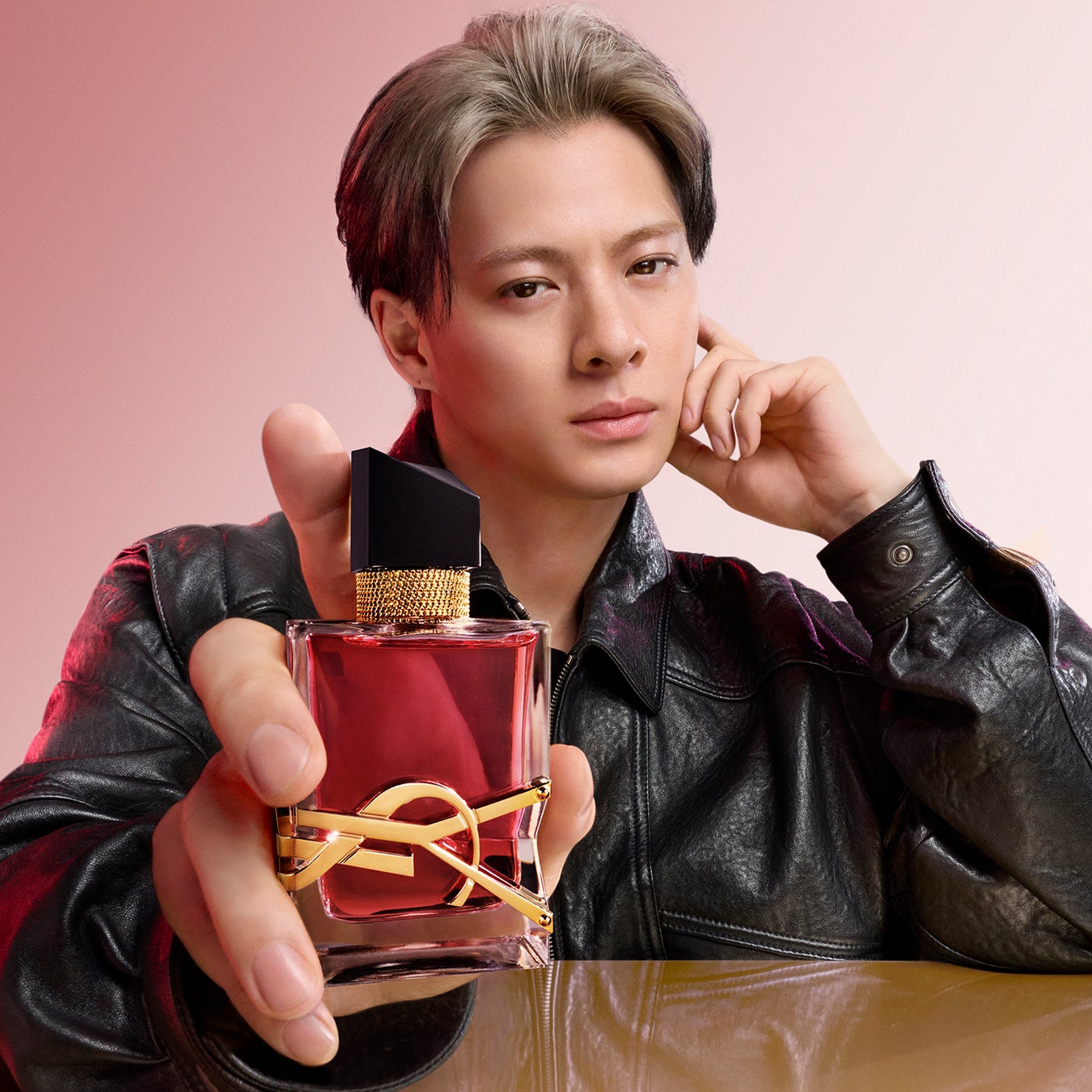 高濃度ビタミンC※1とグルタチオン※2W配合の美容液を新発売