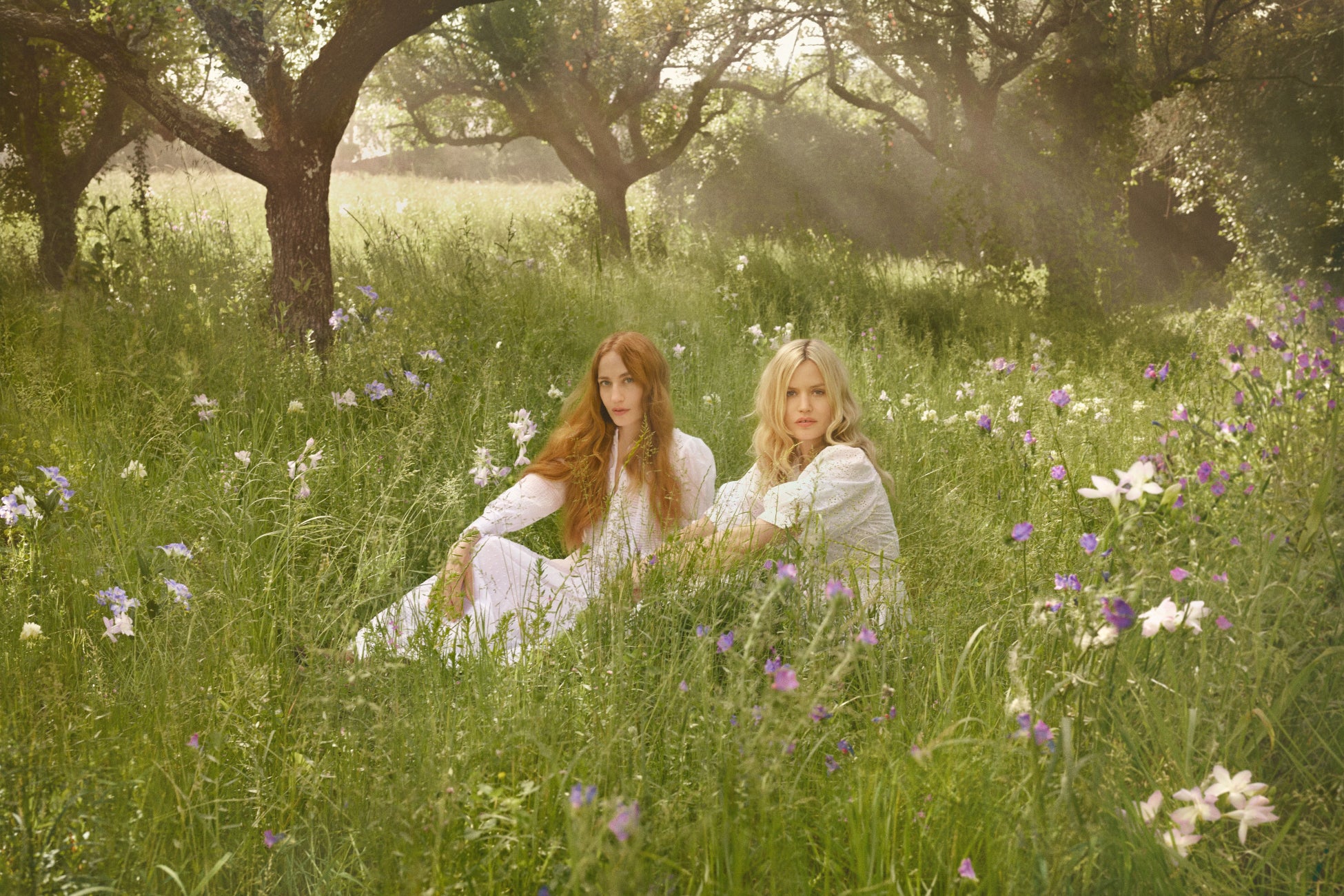 【ジョー マローン ロンドン】「イングリッシュ ペアー」の新たな物語 ジョージア・メイ・ジャガーとリジー・ジャガーをグローバル ブランド アンバサダーに起用