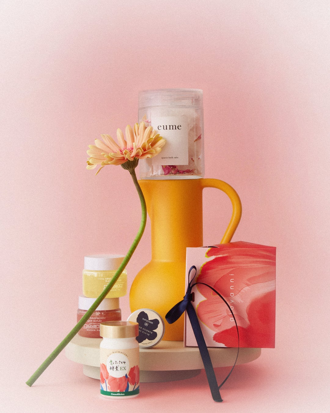 【コスメキッチン】穏やかなぬくもりを大切な人に届けるフラワーギフトコレクションが発売〈2026年3月25日（水）〉